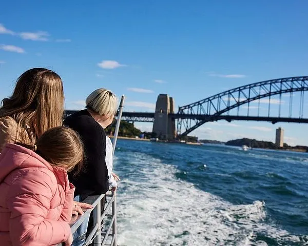 Sydney Harbour Sightseeing Cruise Morning or Afternoon Departure